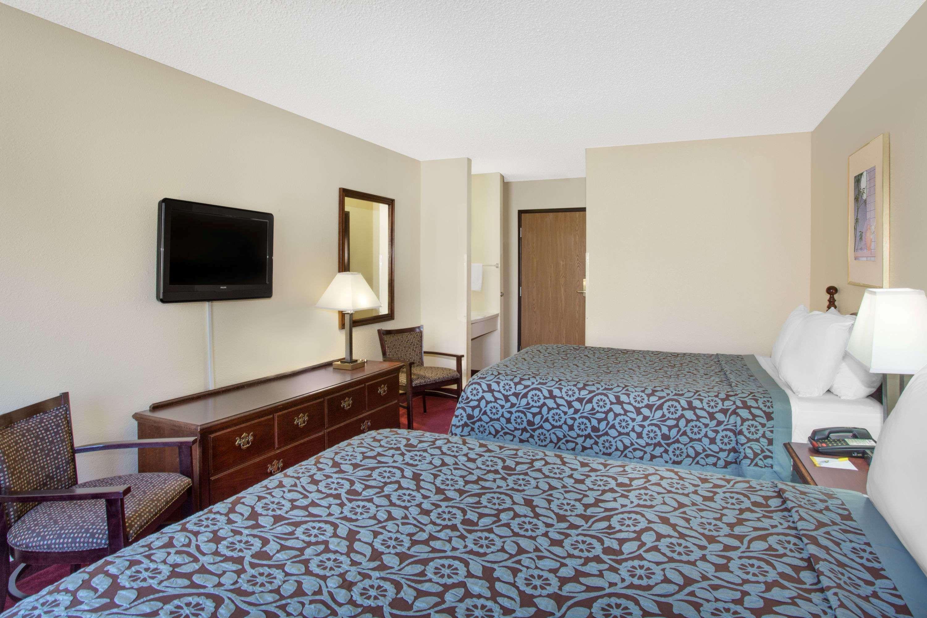 Days Inn By Wyndham Jackson Exteriér fotografie